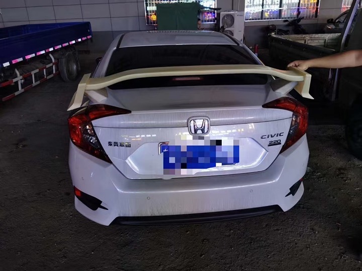 2016-2021 Honda Hatchback Civic TR Style Rear Spoiler (3 Sections) Gloss Black