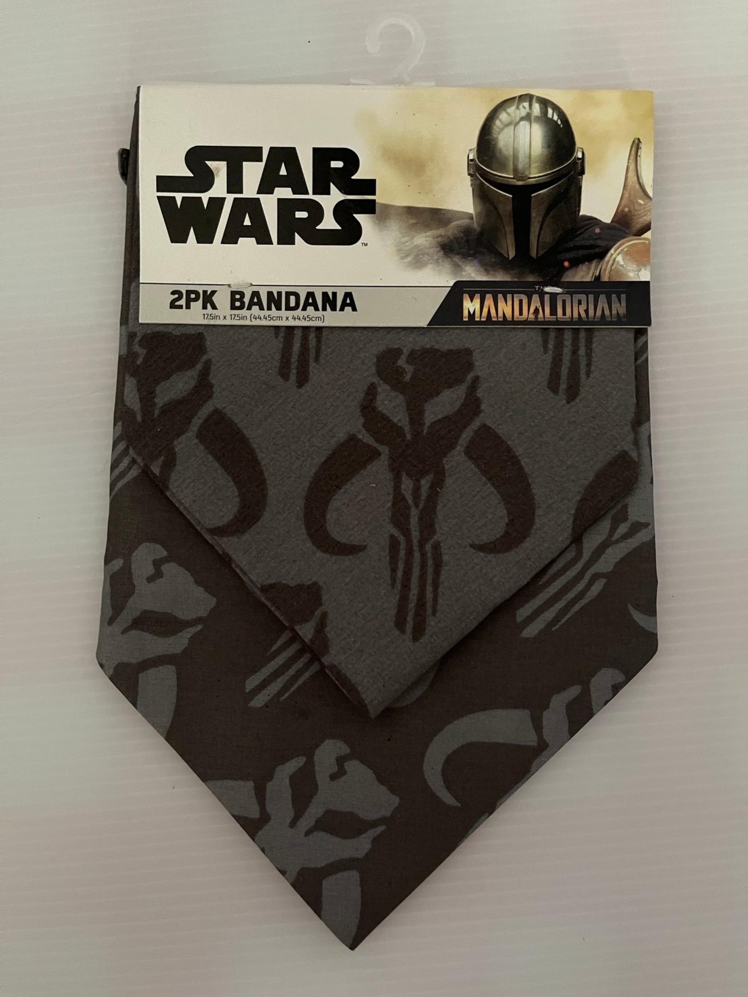 The Mandalorian Star Wars 2 Pack Gray & Black Bandanas by Disney gm2