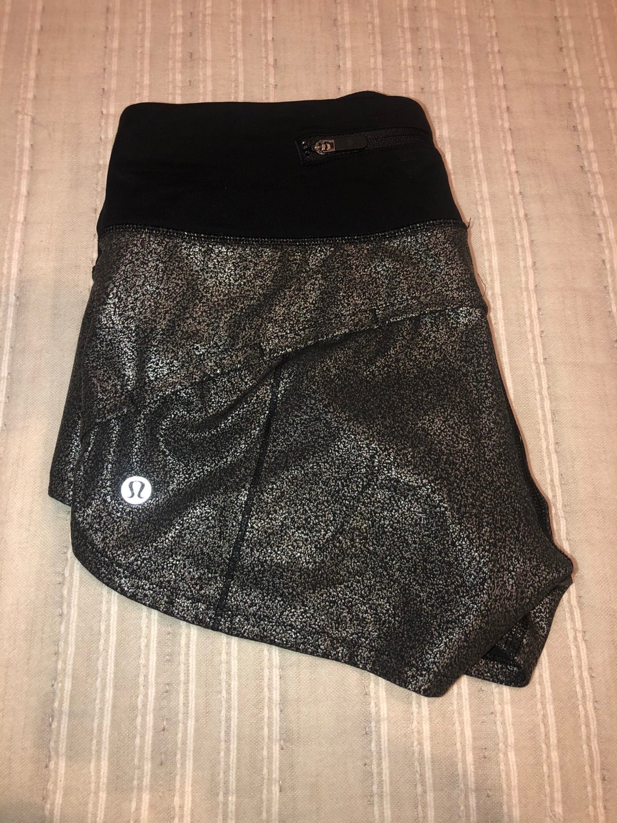 Lululemon shorts 2