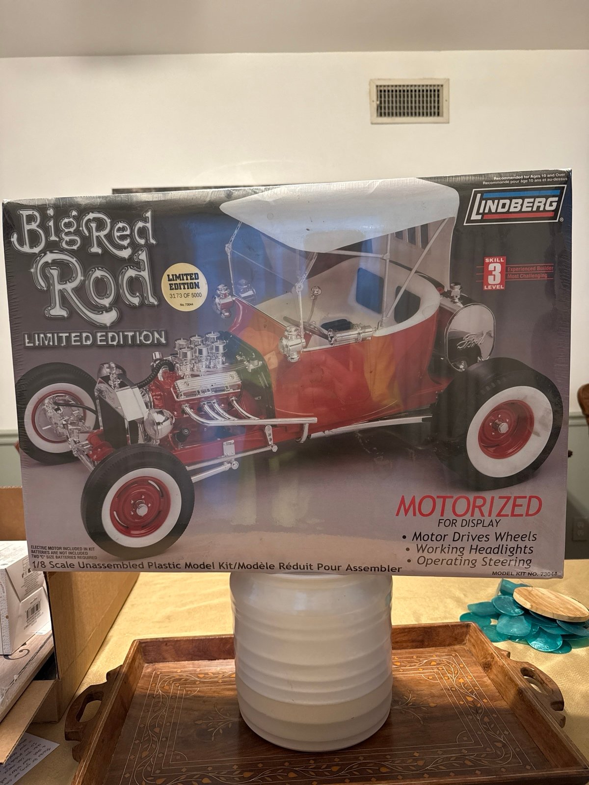 1/8 scale Lindbergh Big Red Rod model car kit. Factory sealed.