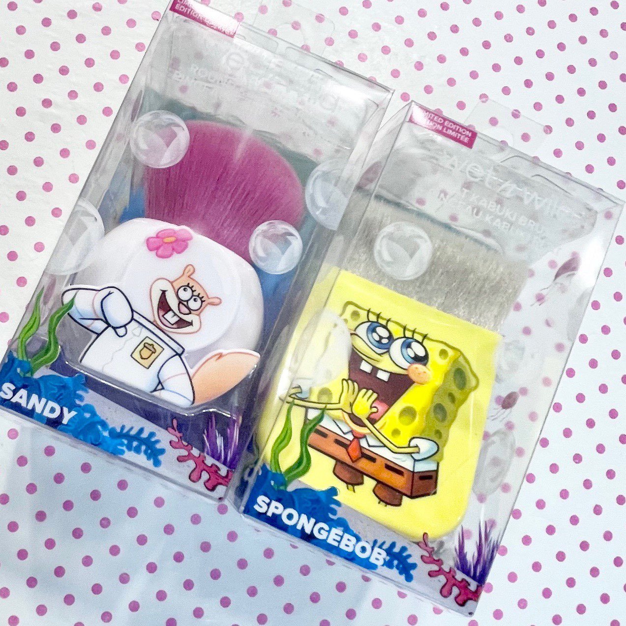 Wet N Wild Spongebob Kabuki Brush Set