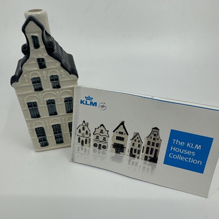 KLM Bols 2012 Blue Delft House 25 Decanter Empty Due To Customs Reg With Booklet