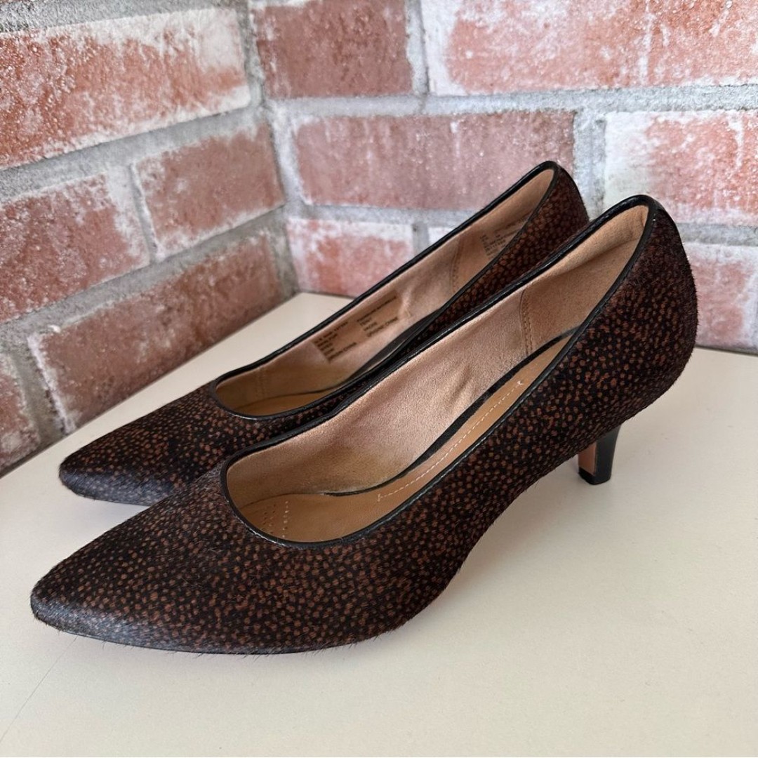 Clarks Artisan Sage Cooper Calf Hair Kitten Heels Women’s 7 Brown Spotted