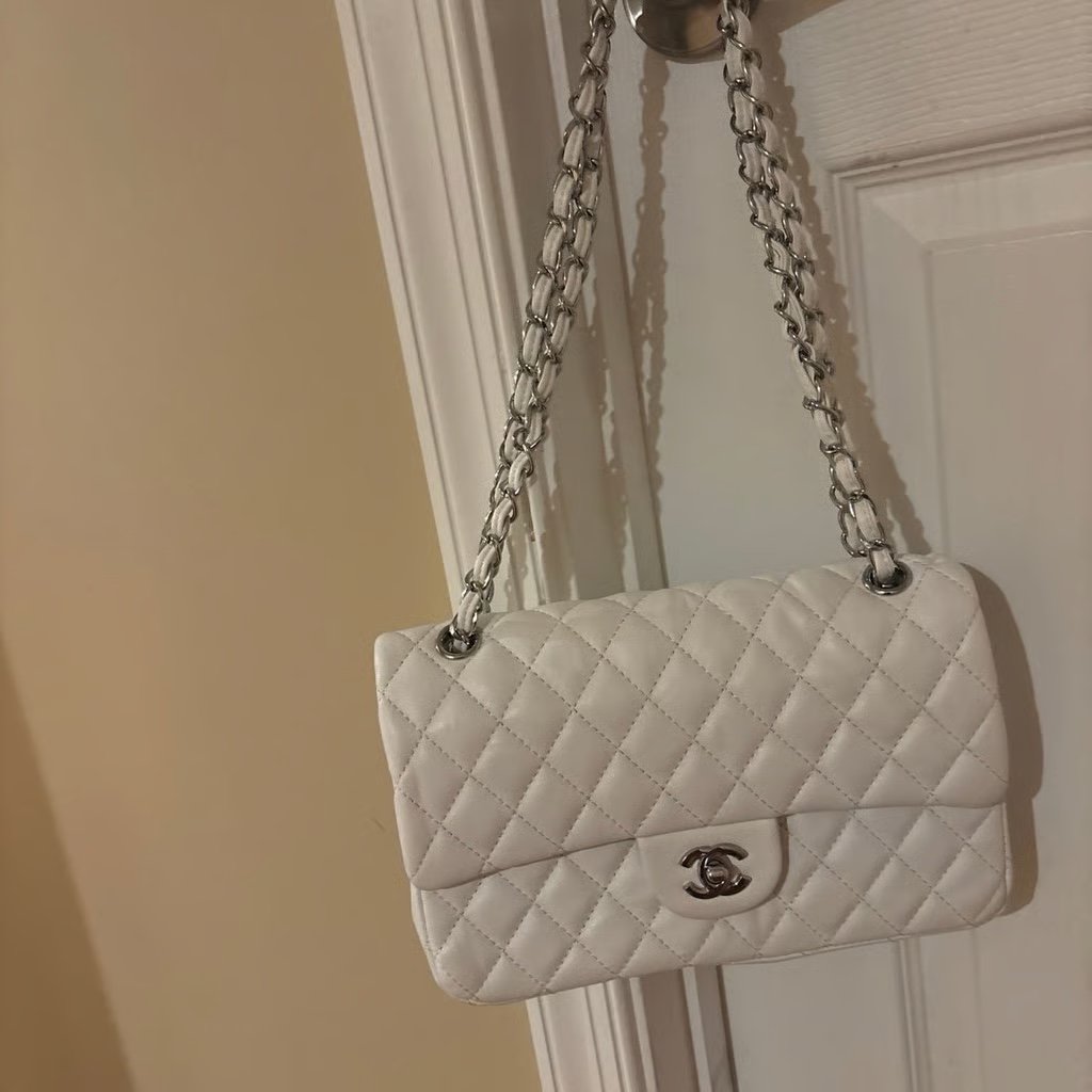 Women's shoulder bags