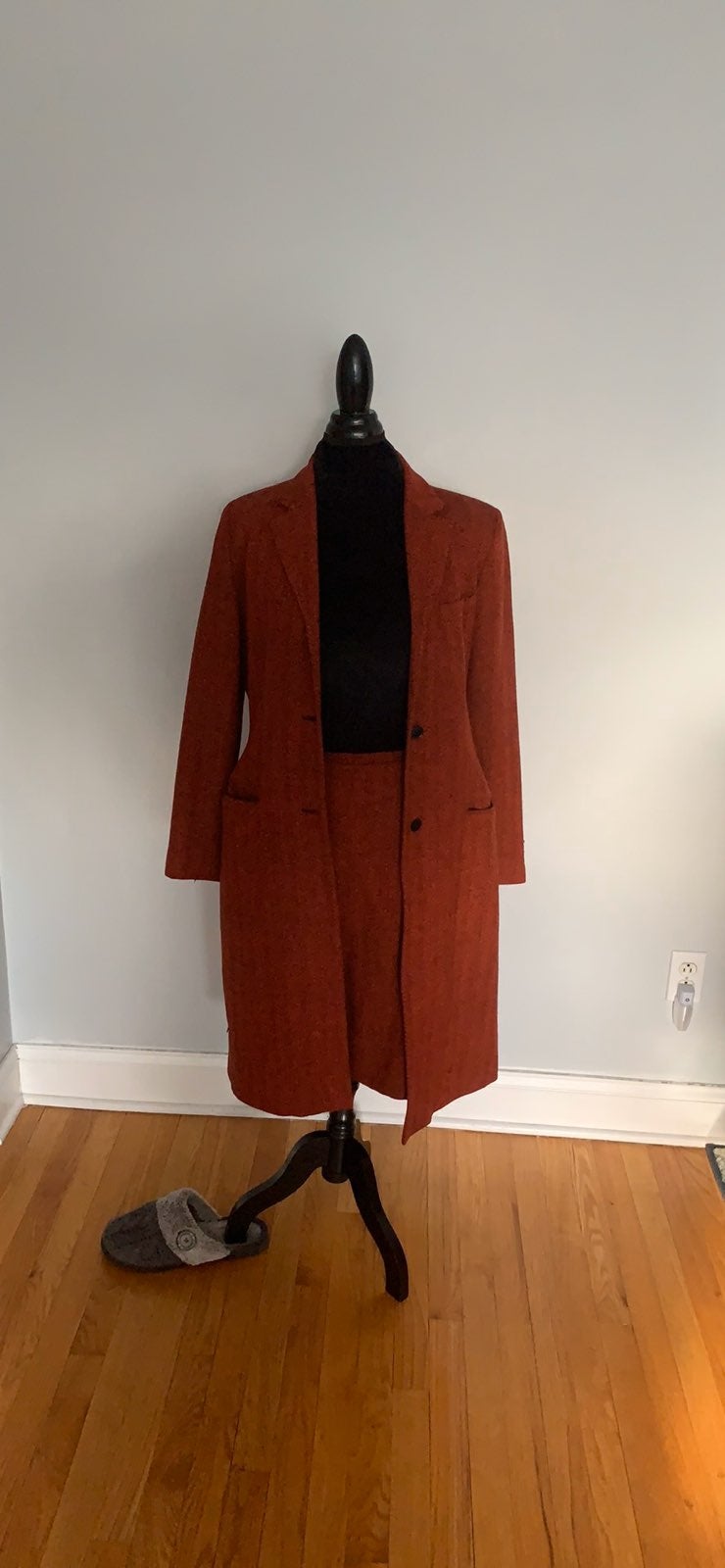 Red skirt suit