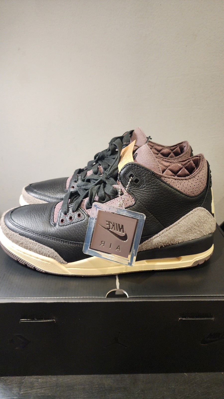 The Air Jordan 3 Retro OG SP A Ma Maniére While You Were Sleeping