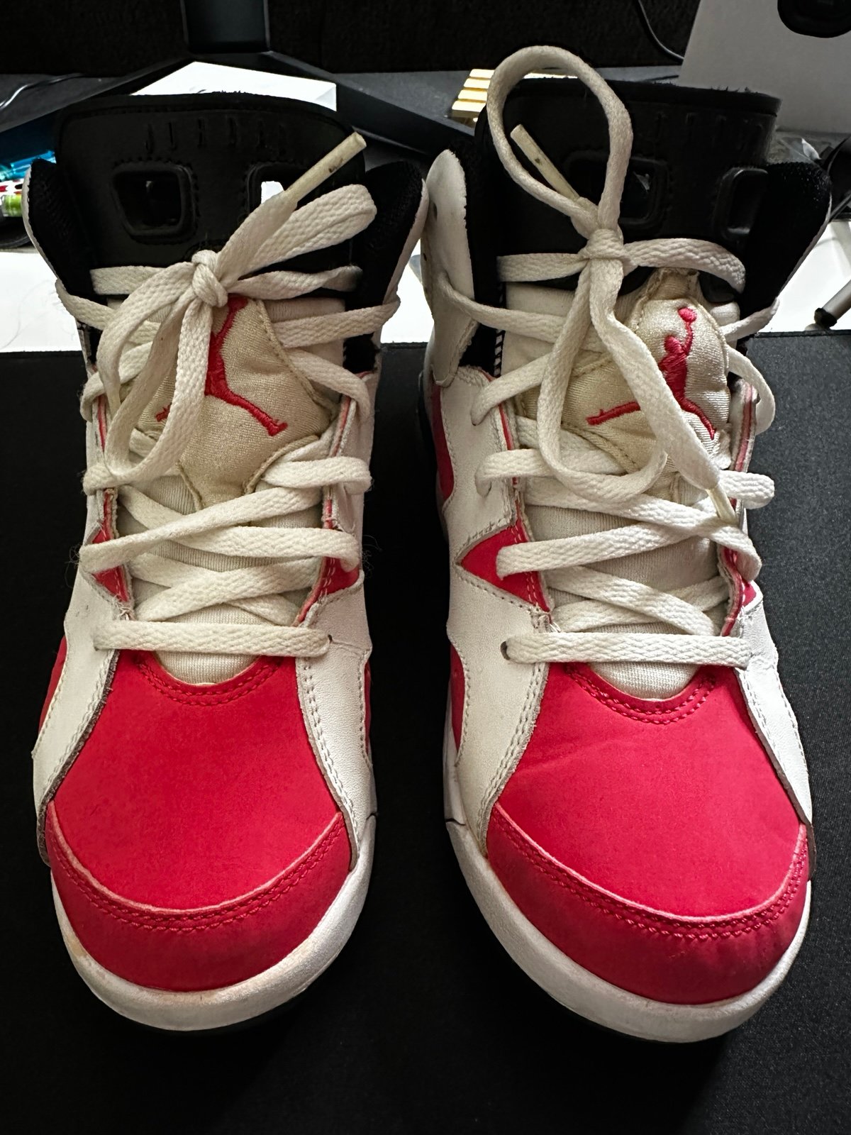 Jordan retro 6 coral