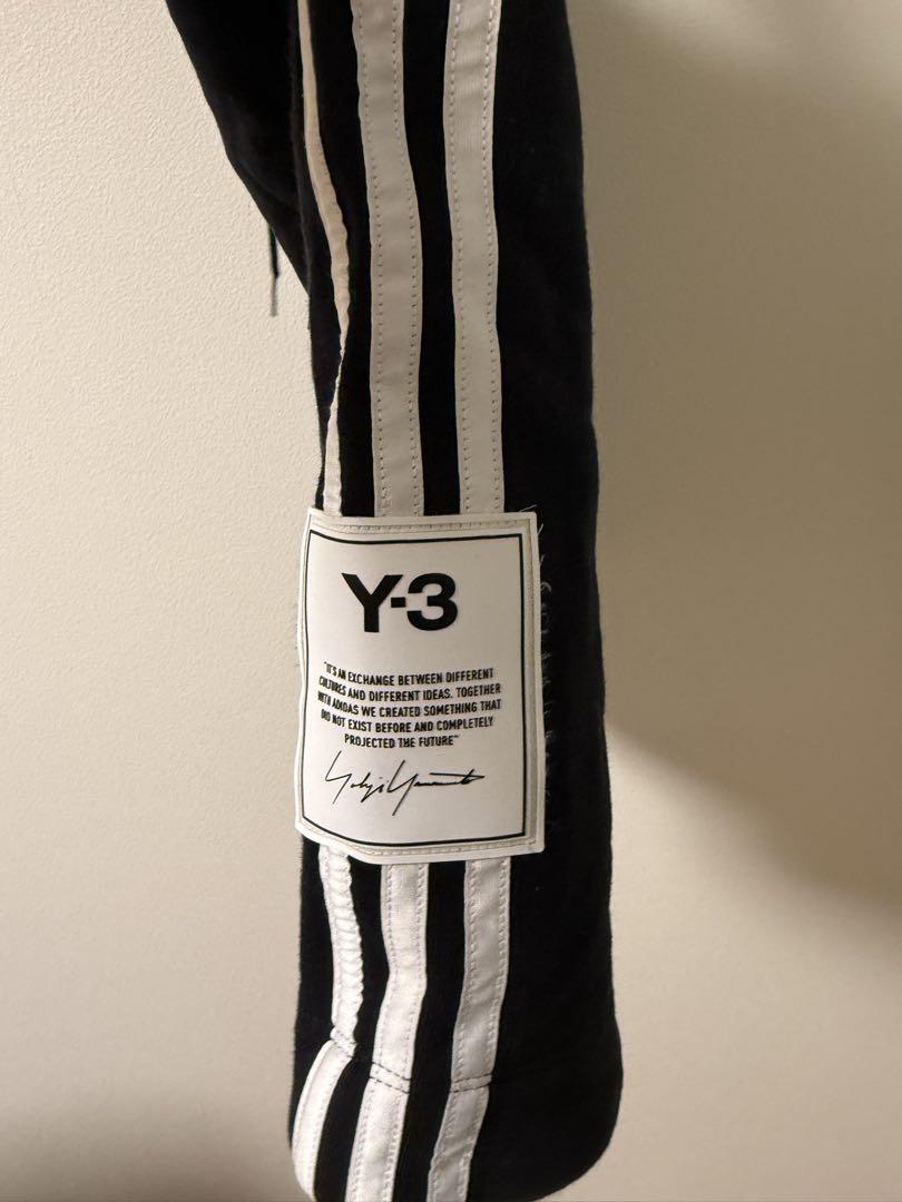 Y-3 M3 STRIPE TERRY SHORTS H16336