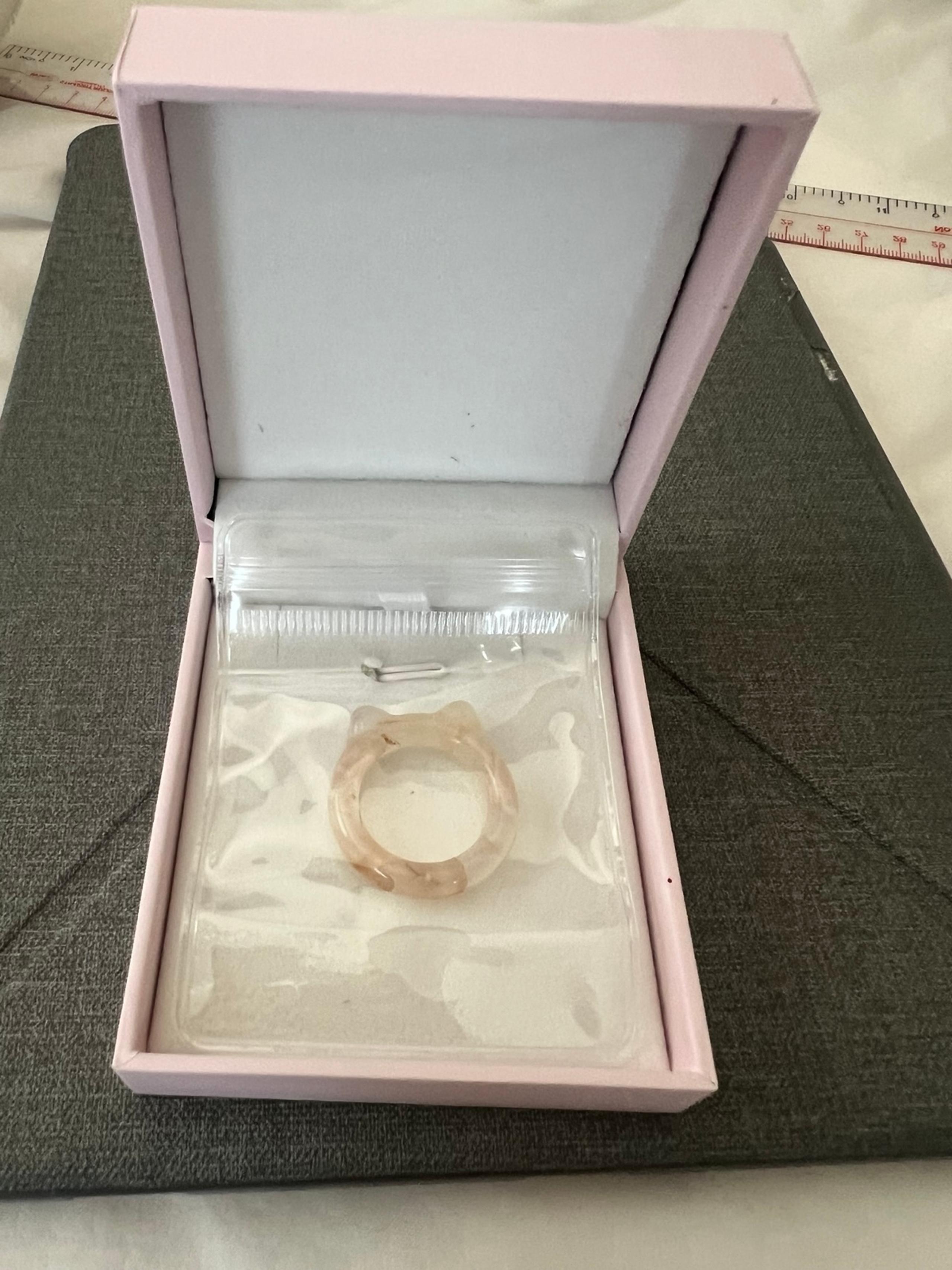 Kitty Sakura Agate Ring size 8