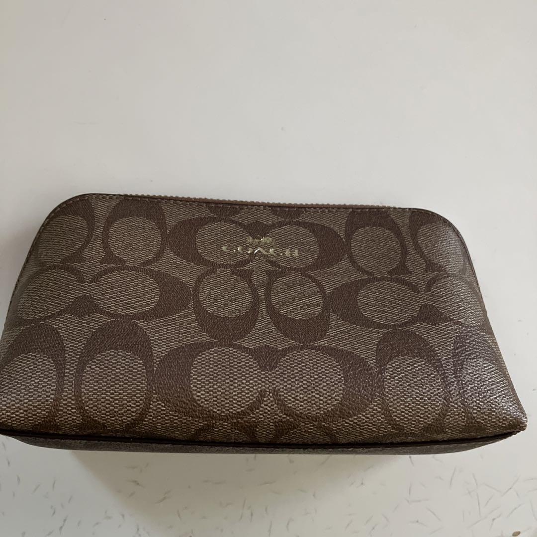 COACH pouch