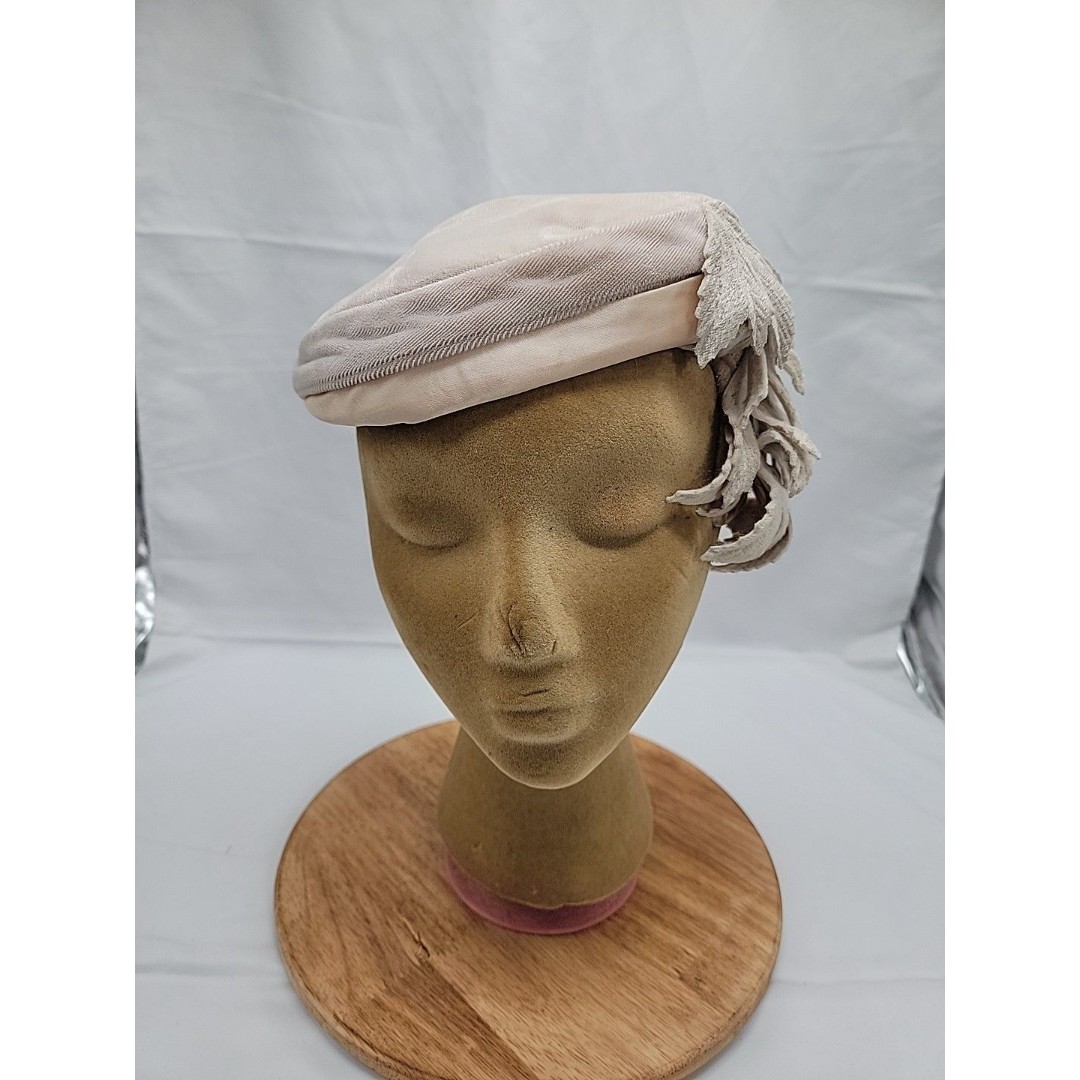 Vintage 1950's Facinator Hat Cream Colored One Size