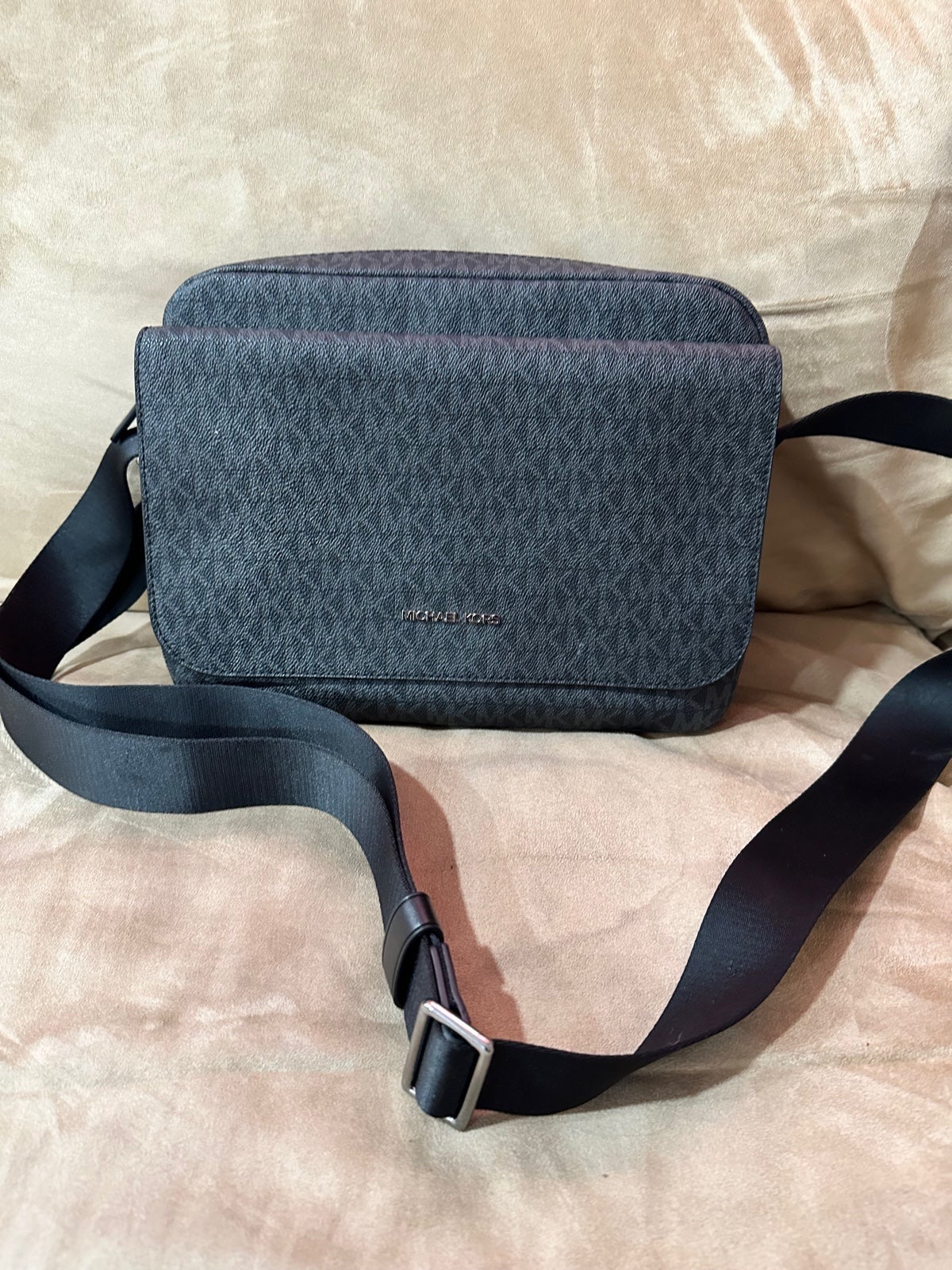 Authentic Michael Kors