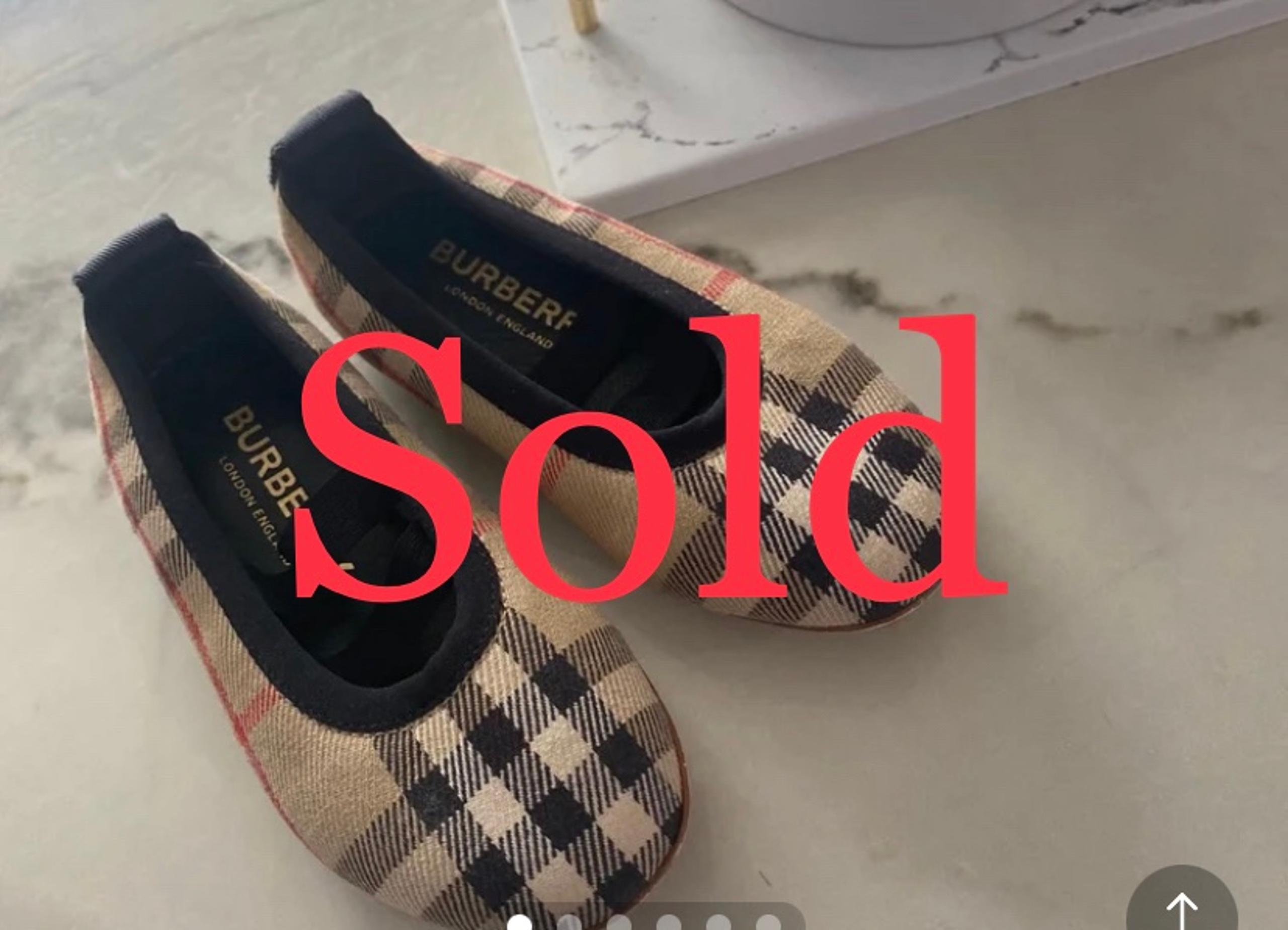 Burberry ‘Grace’ Ballerina flats. Toddler Girl shoes size 23 Eu = size 7c US