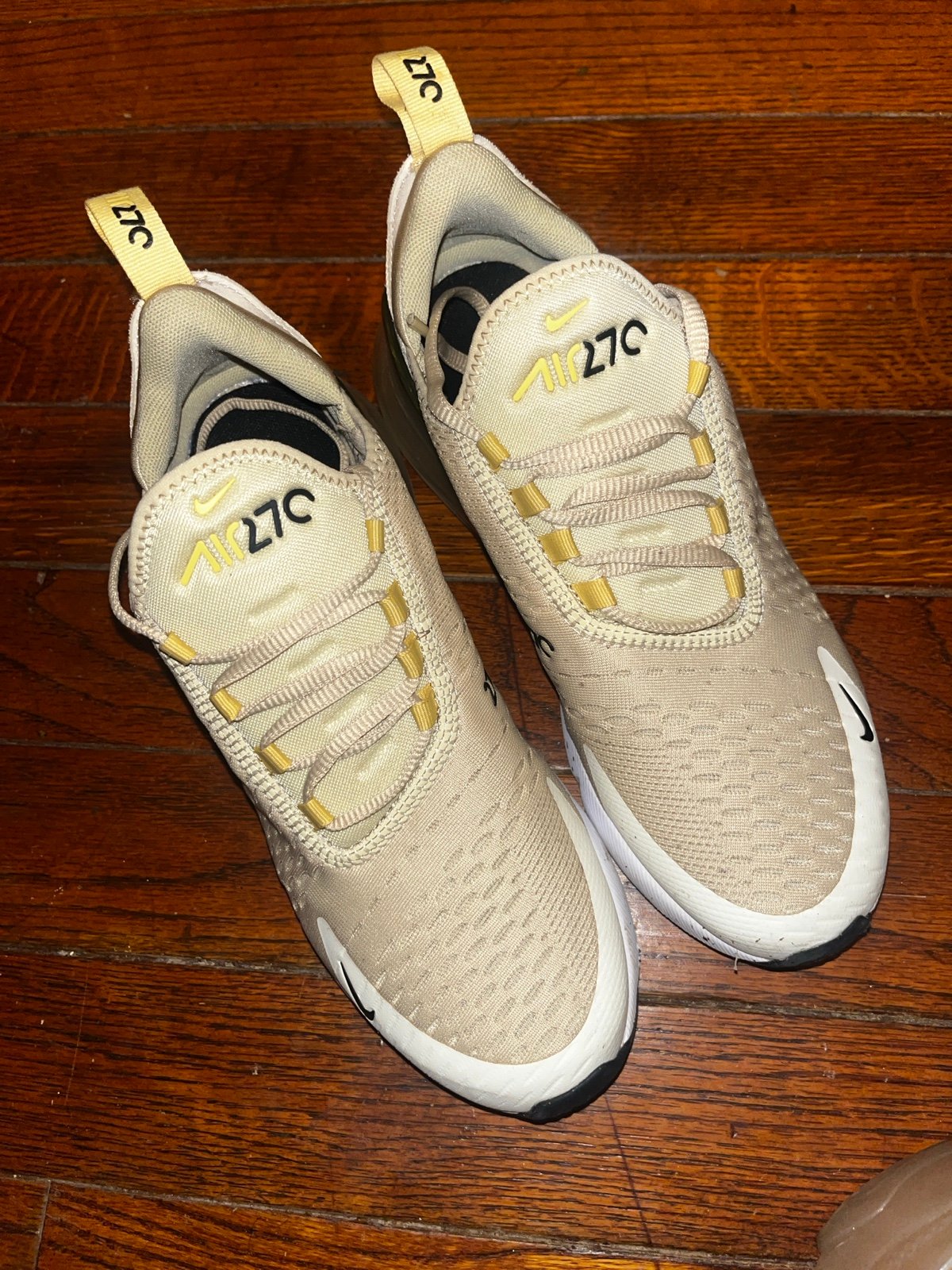 Women’s Shoes