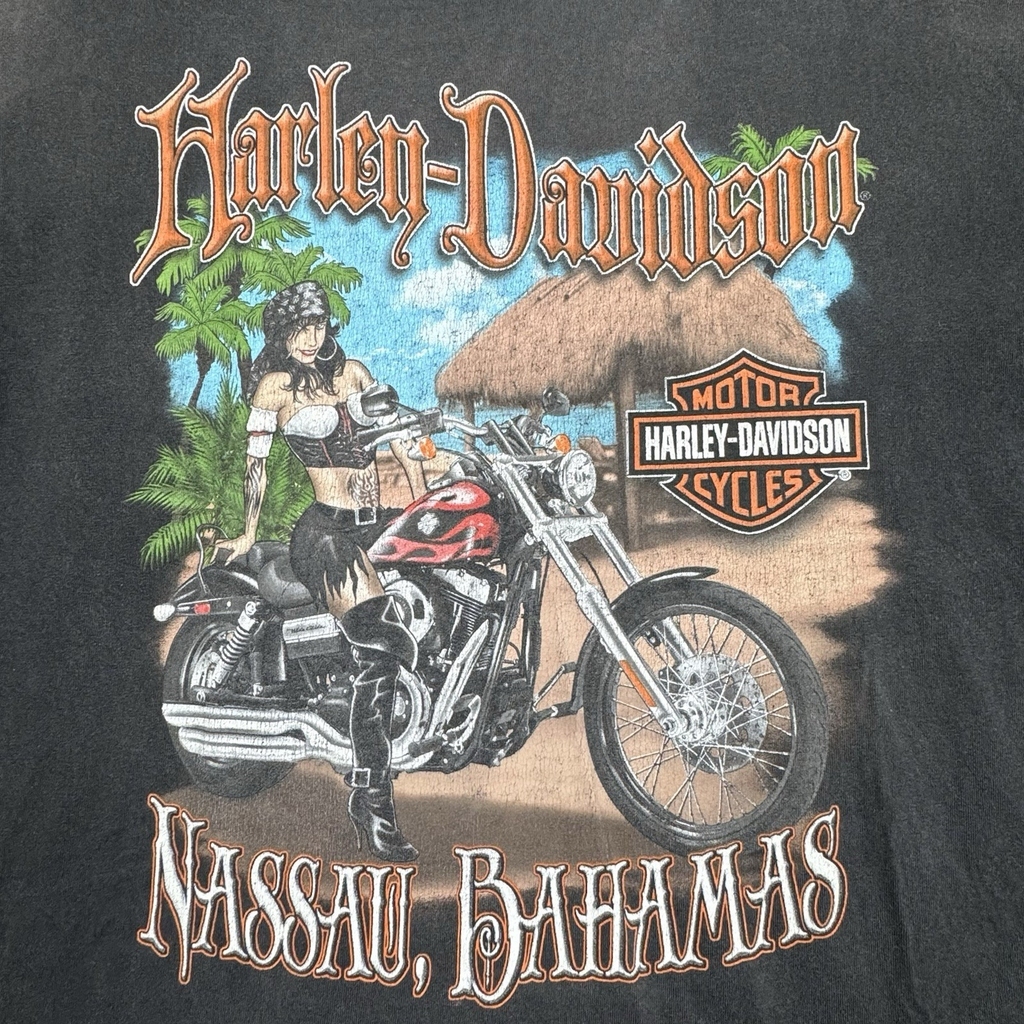 Vtg Harley Davidson Nassau Bahamas Tshirt Mens 2XL Sun Faded Biker Babe Pirate