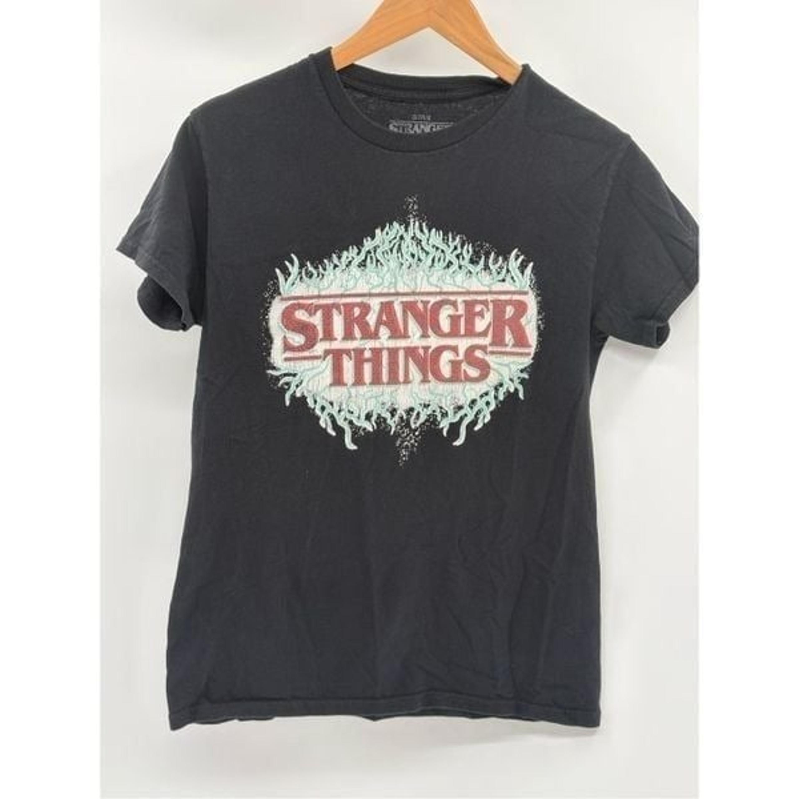 Stranger Things T Shirt Glow Black Women Small Short Sleeve Netflix