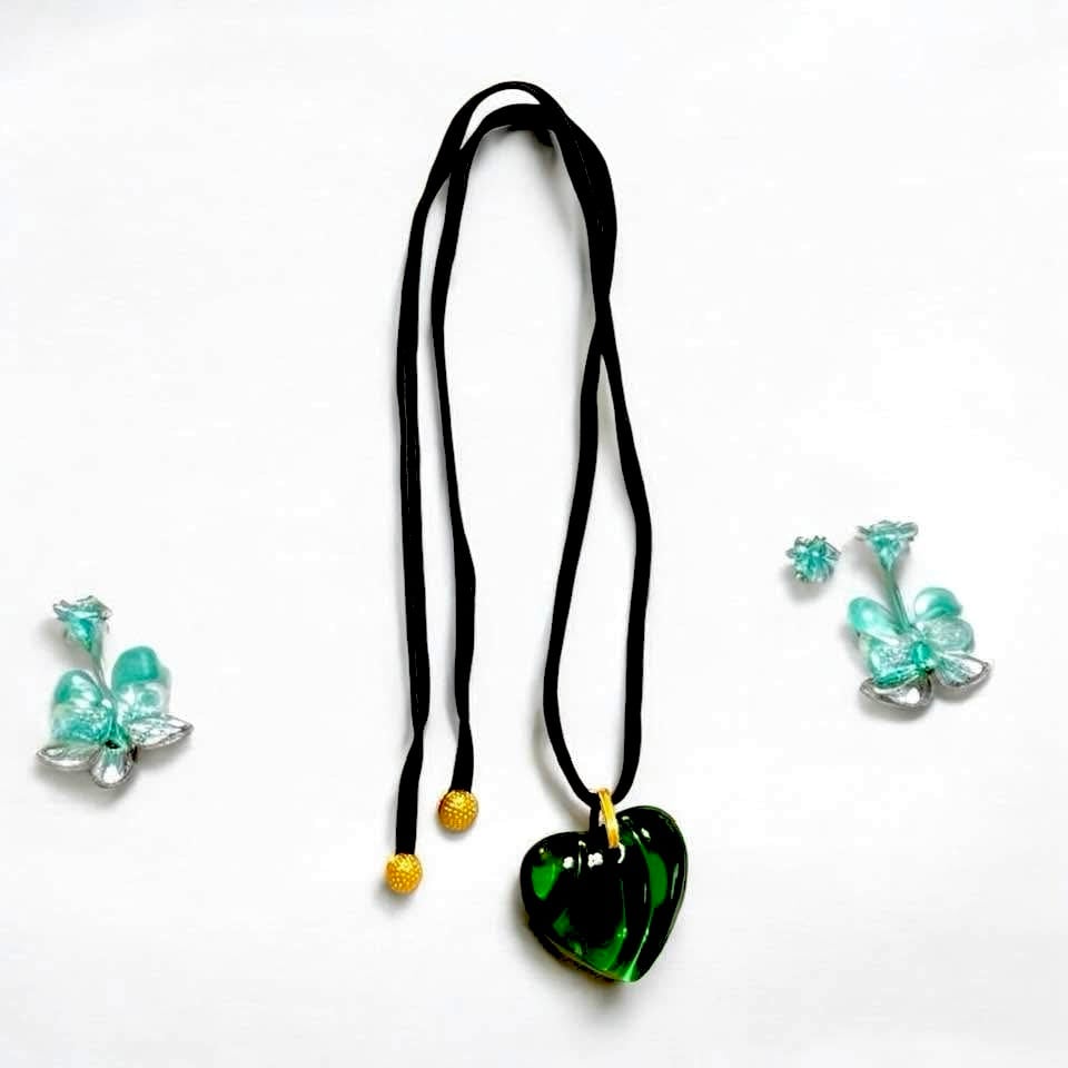 Baccarat Emerald Green Black Cord Engraved Necklace