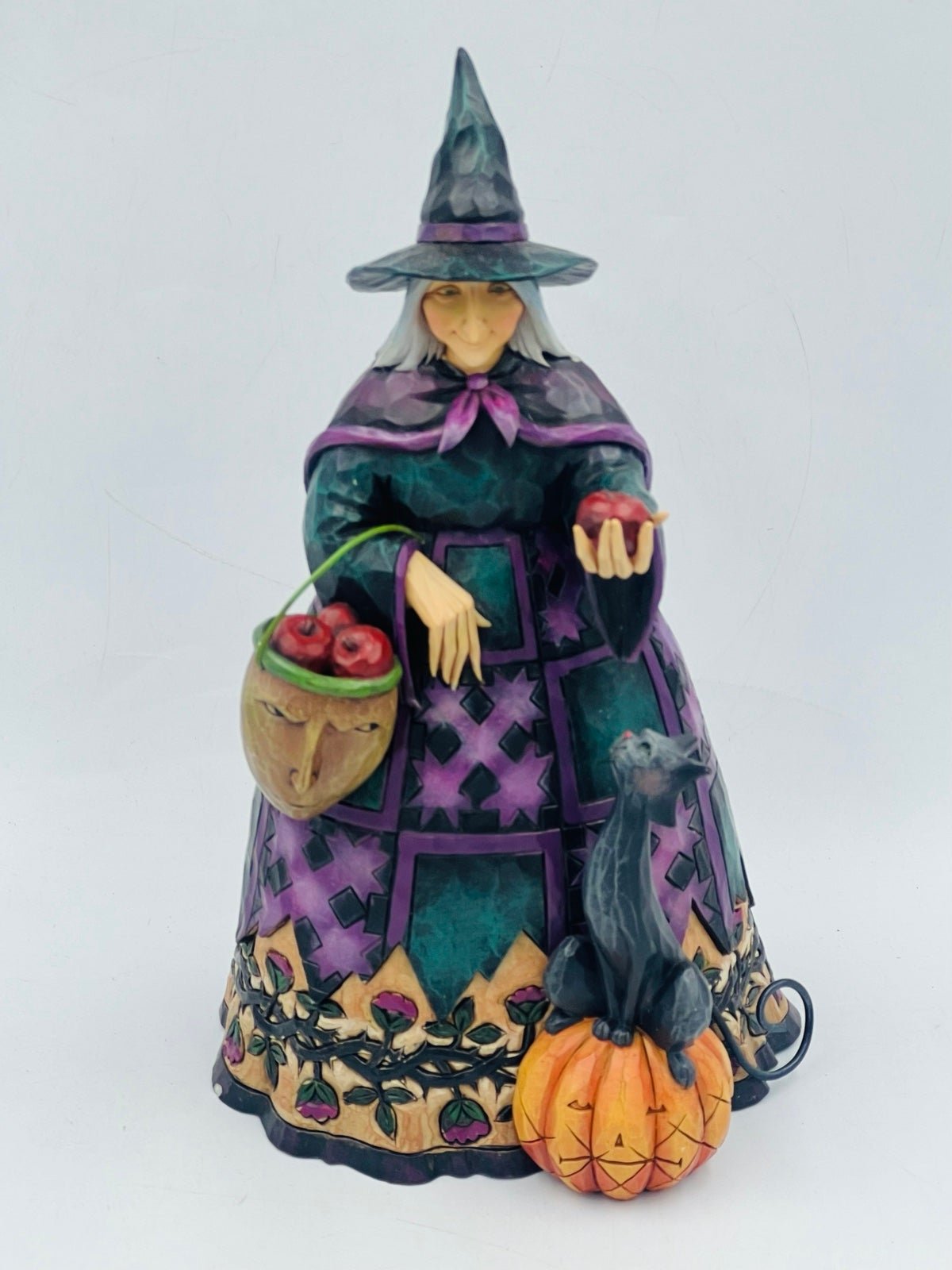 Jim Shore Halloween Witch Figurine “Wicked To The Core” 4022895 Apples and Black