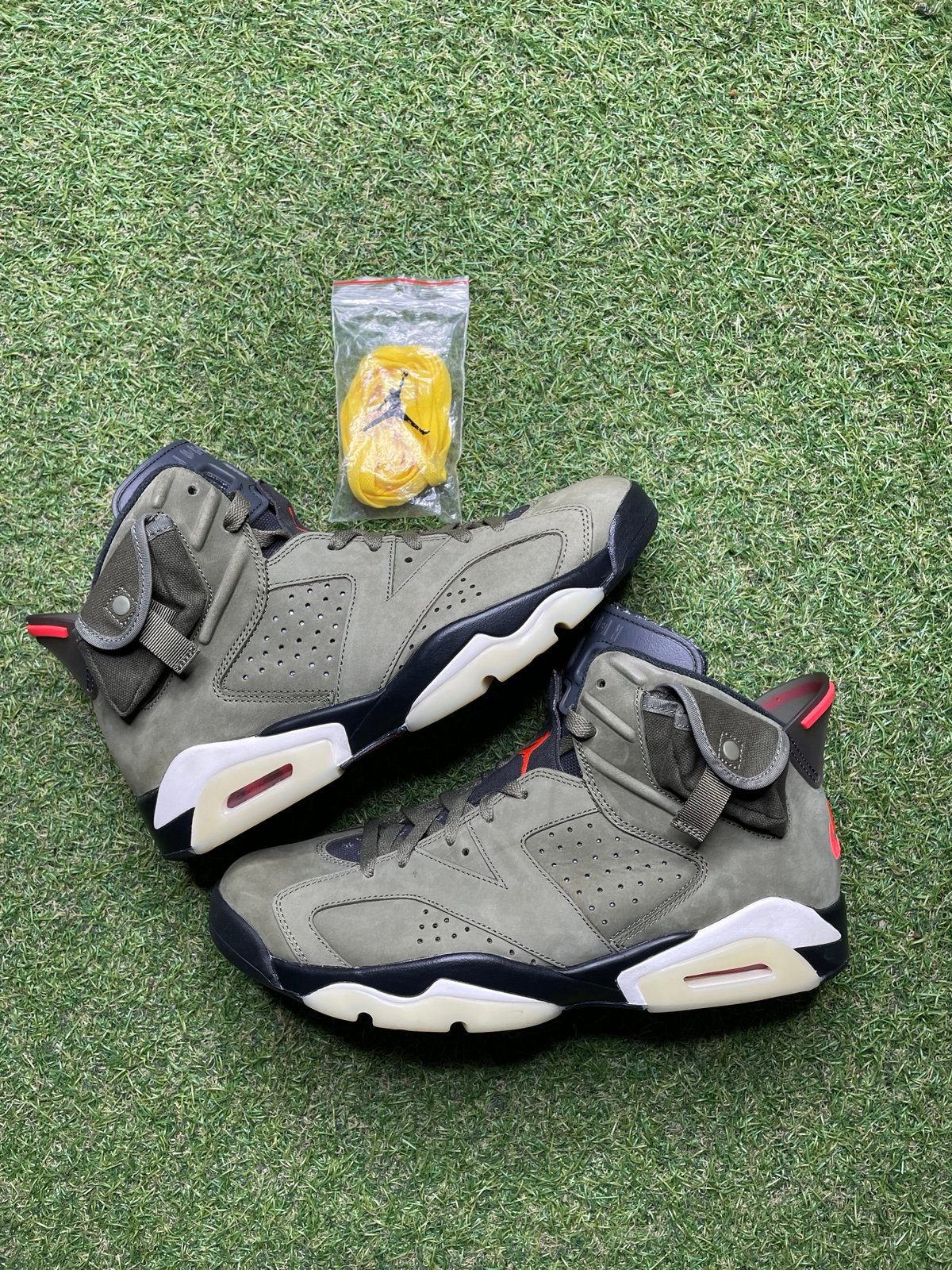 2019 Travis Scott x Air Jordan 6 Retro Olive