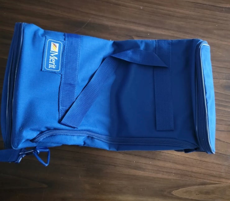 Vintage Brand New Unisex Rare 80’s Merit Logo Blue Duffle/Travel Bag Tobacciana