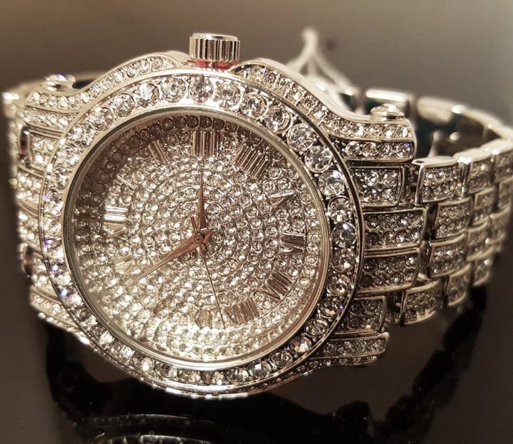 EXCLUSIVE 18K GOLD DIAMONDS CZ WATCH NEW