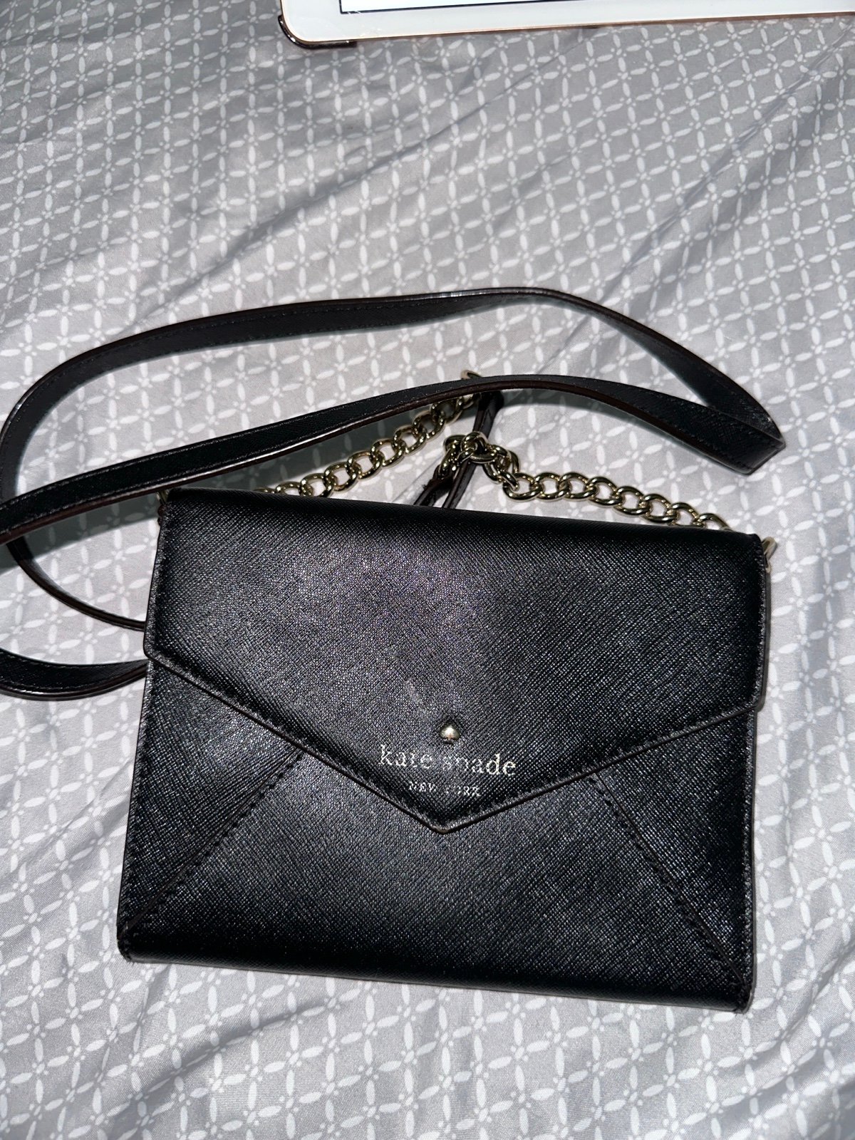 Kate Spade Crossbody Wallet on Chain