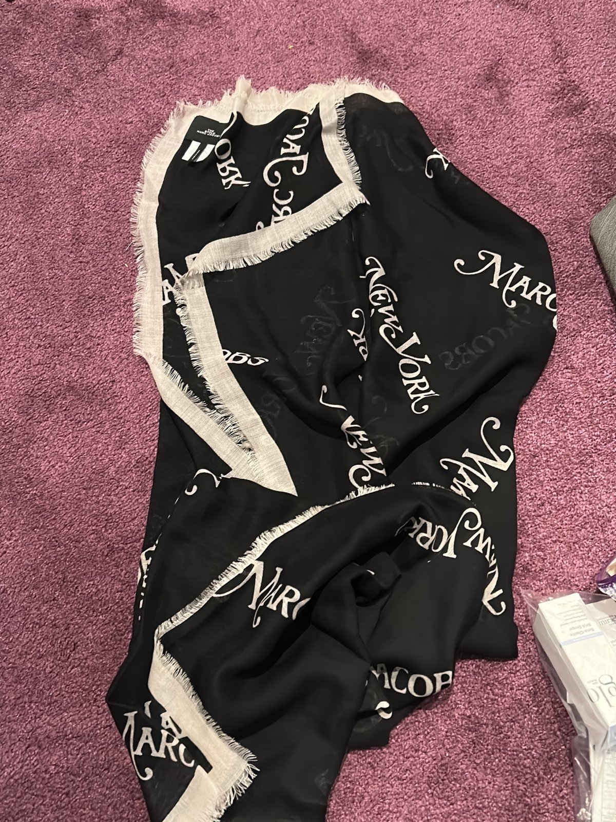 Marc Jacobs stole
