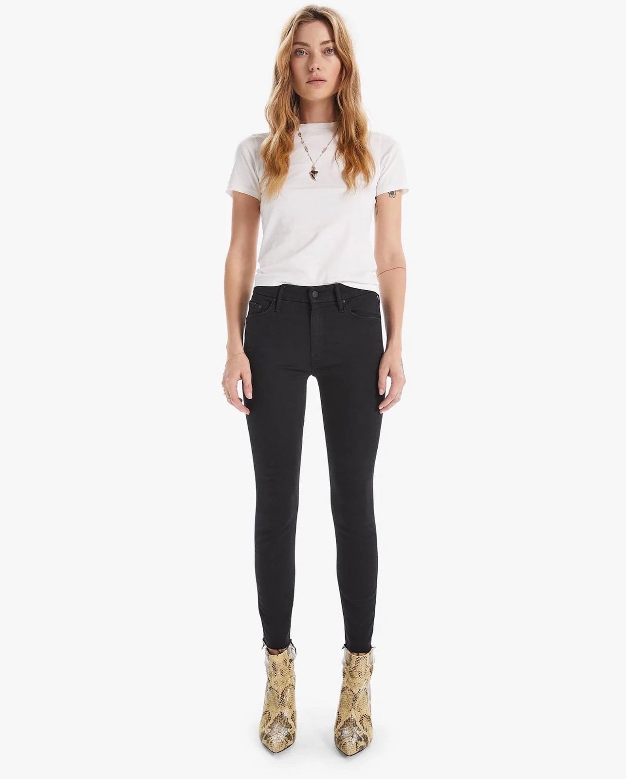 MOTHER Looker Ankle Fray Denim