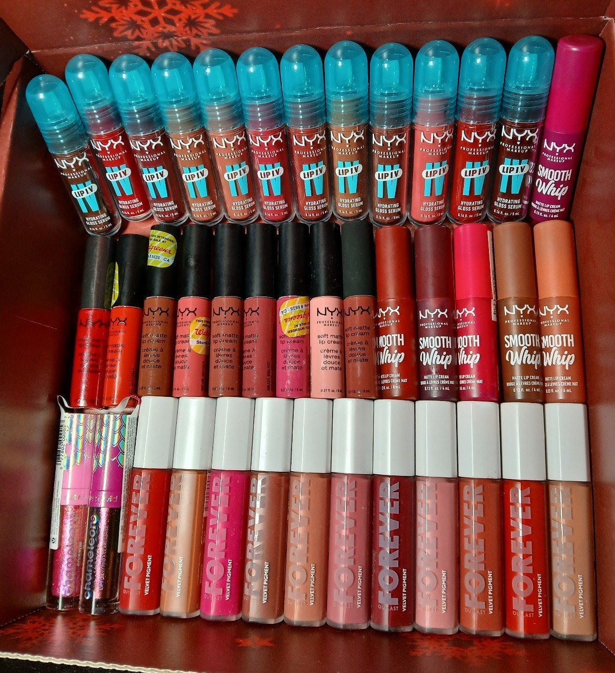 NYX LIV GLOSS LIPSTAINS LIPSTICKS MATTE (READ DESCRIPTION)