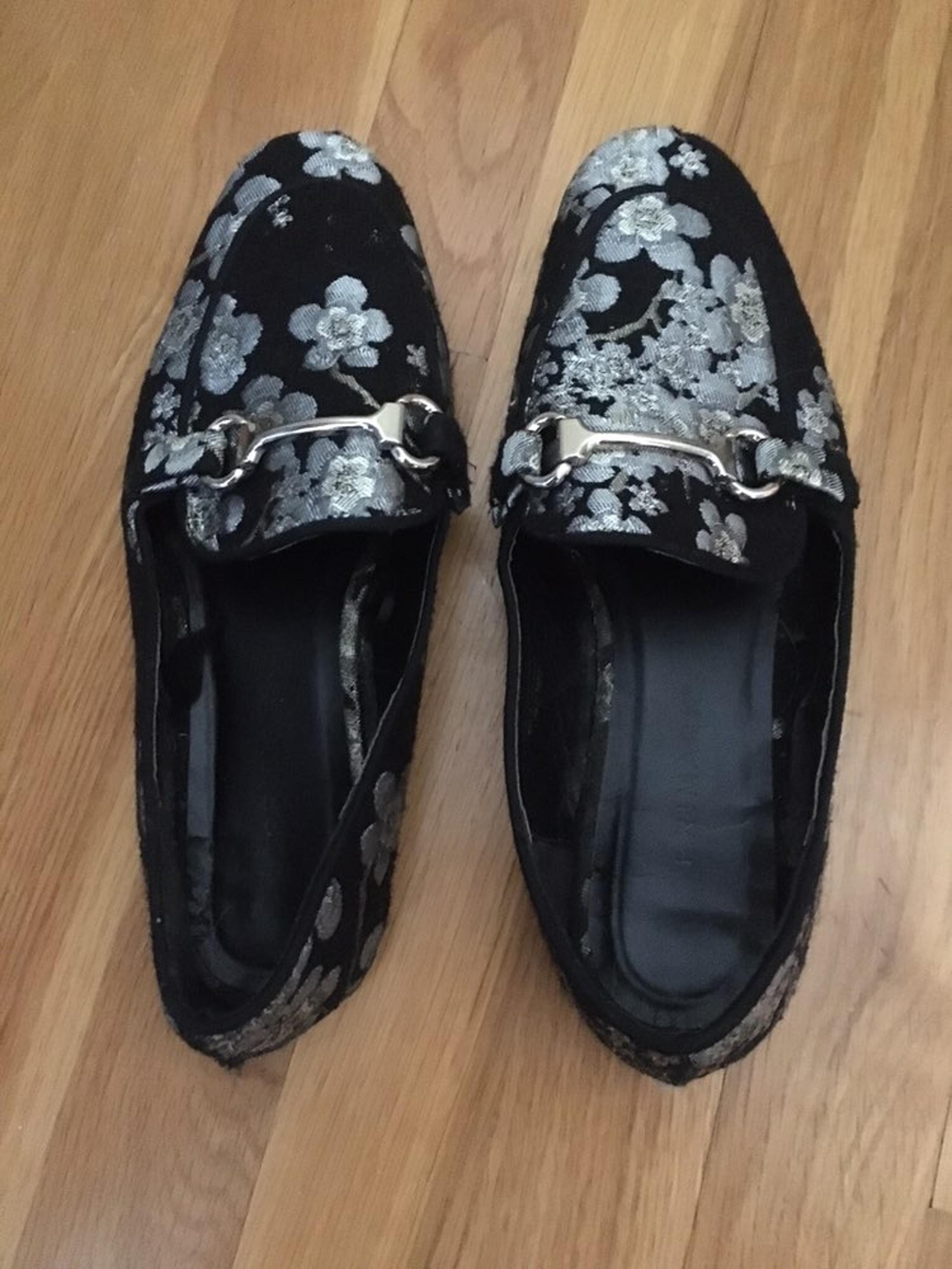 PRIMARK LOAFERS