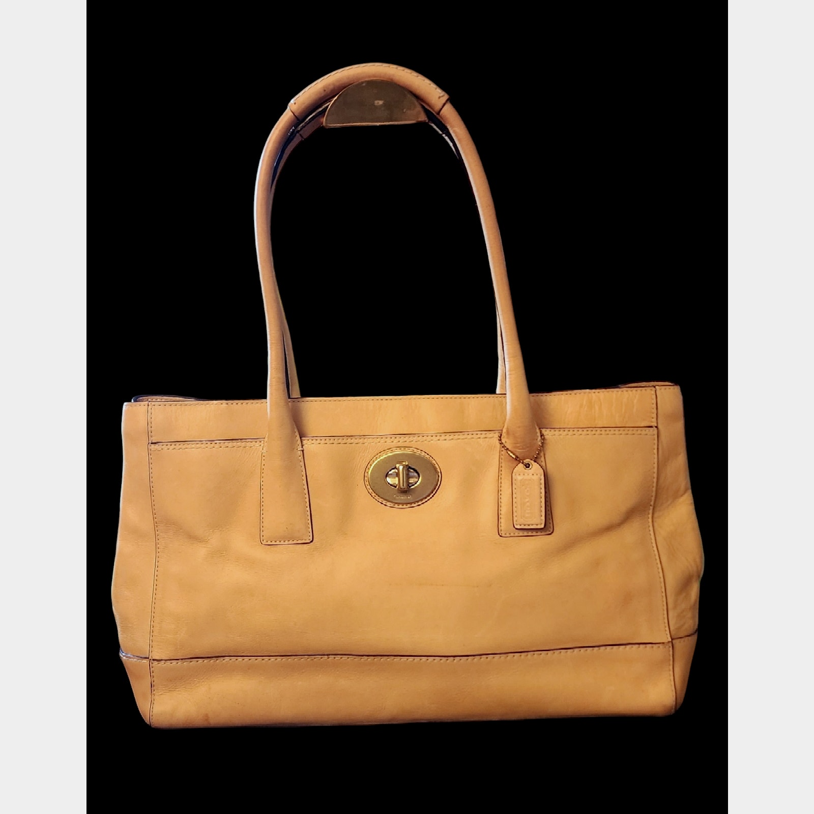 Vintage Limited Edition COACH Shoulder Leather Beige Turnlock Stamped Charm