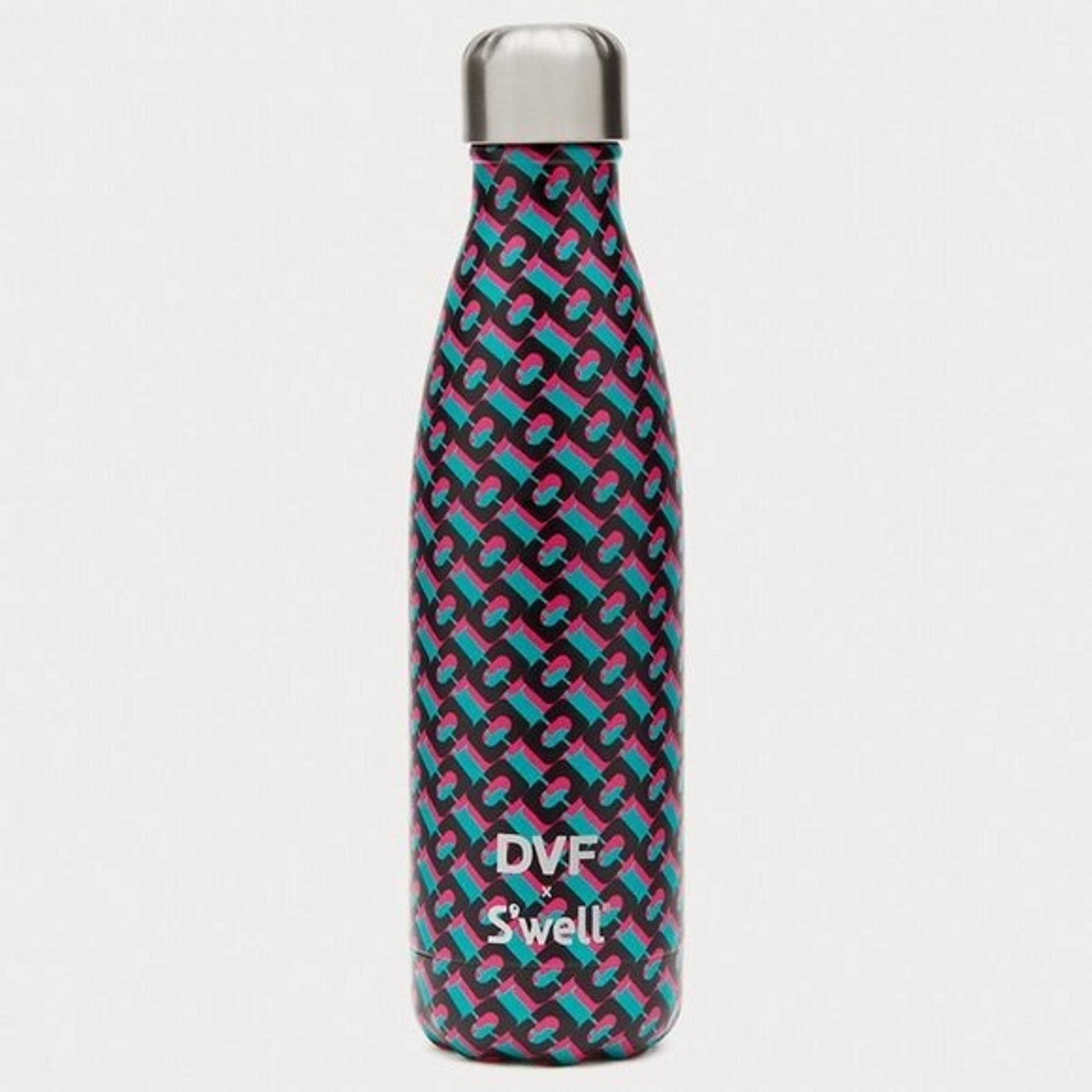 NEW DVF x Swell 3D chain block patterned insulated water bottle 17 oz