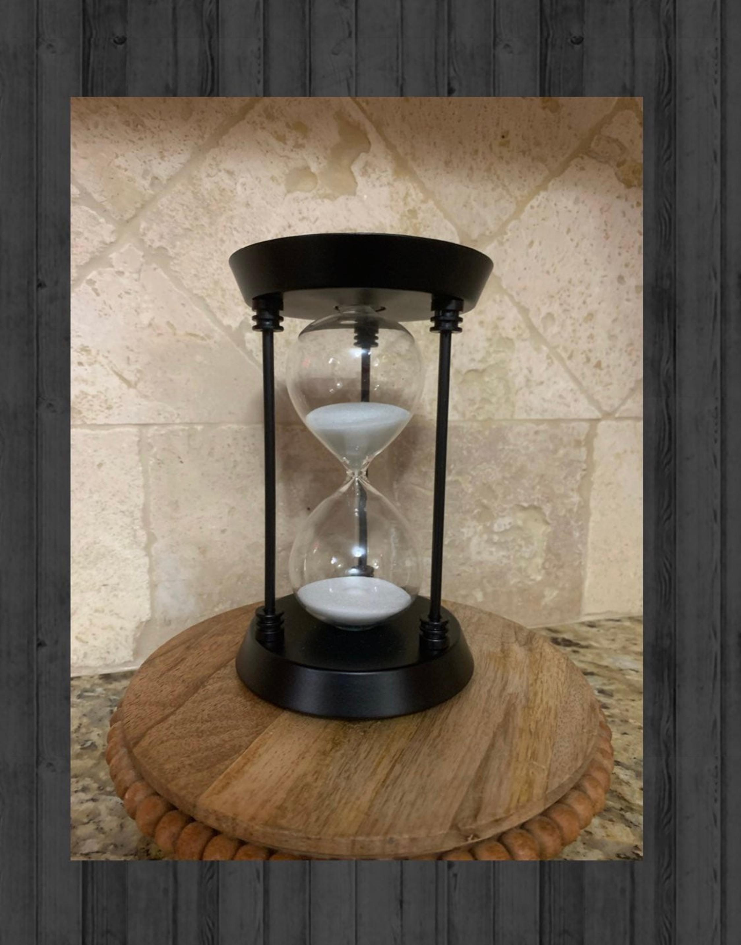 Decorative Black Metal Hourglass Timer