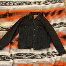 Black Levi’s fringe denim jacket