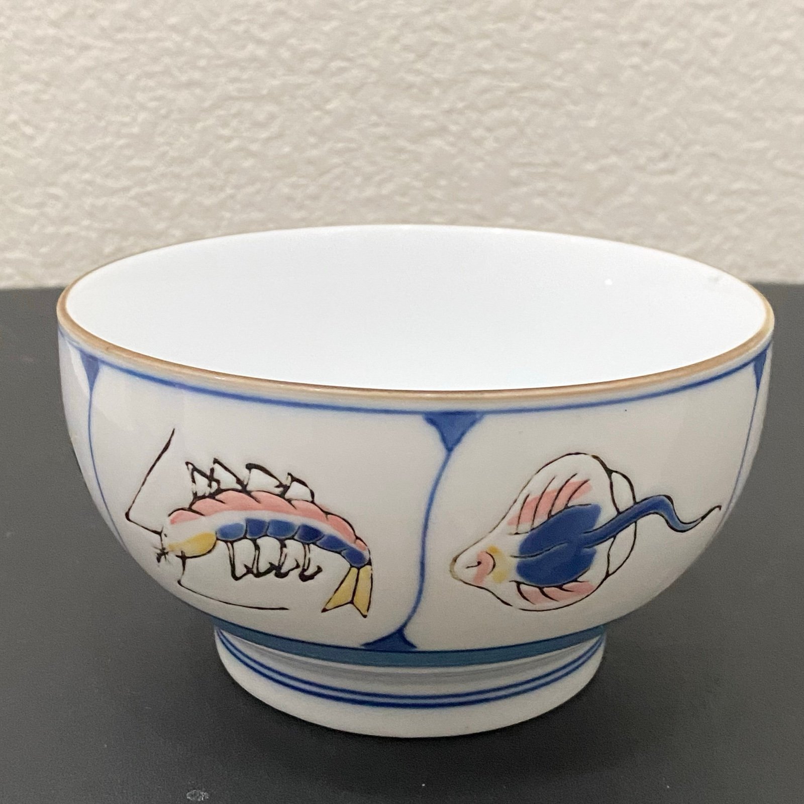 Rare BLUE MOON Blue Pink Seafoods Design Fish Shrimp Squid Crab Stingray 6” Bowl