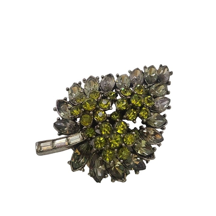 Vintage Signed Trifari Dimensional Leaf Brooch (A3878)