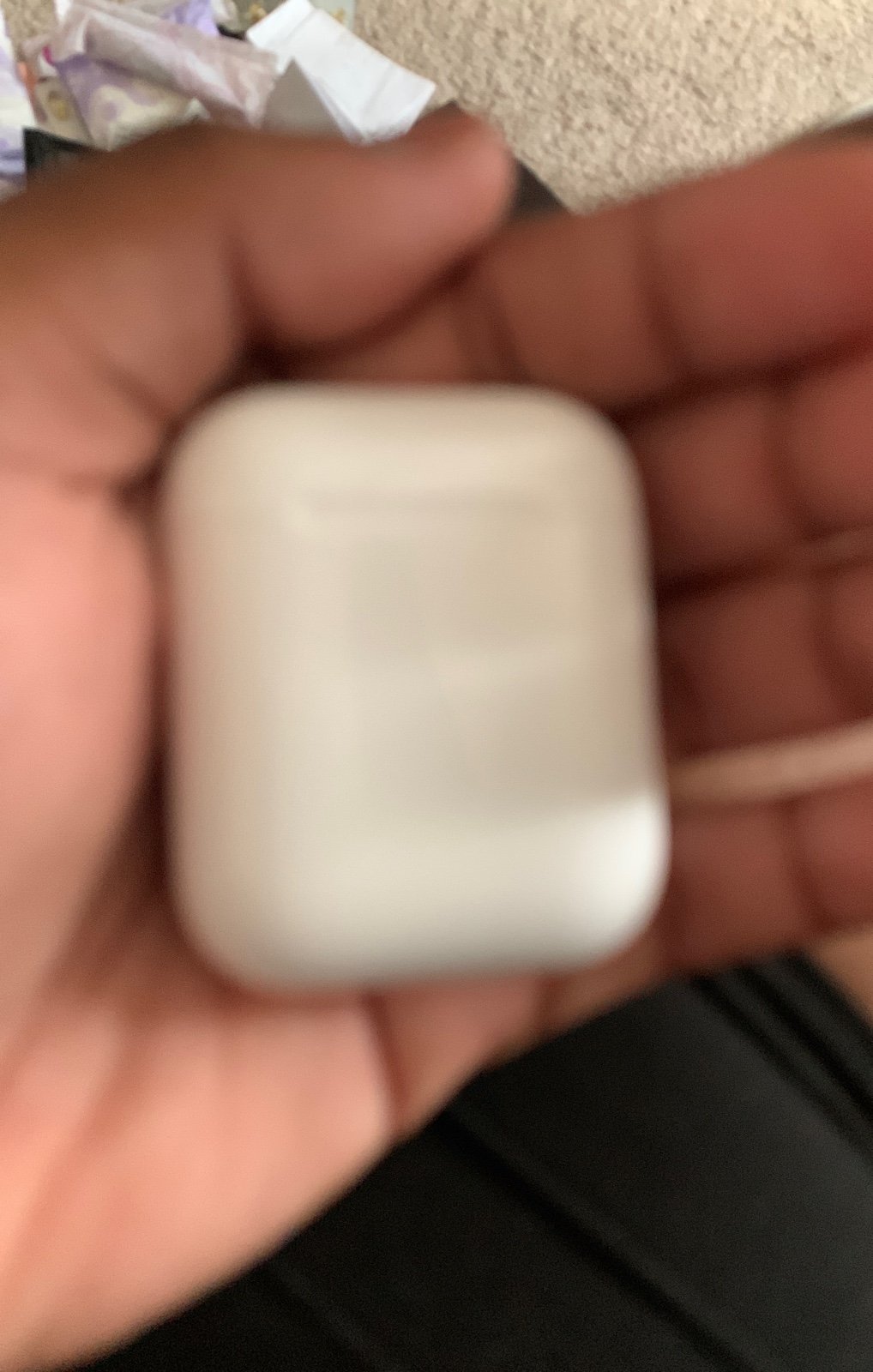 Apple AirPods charging Case