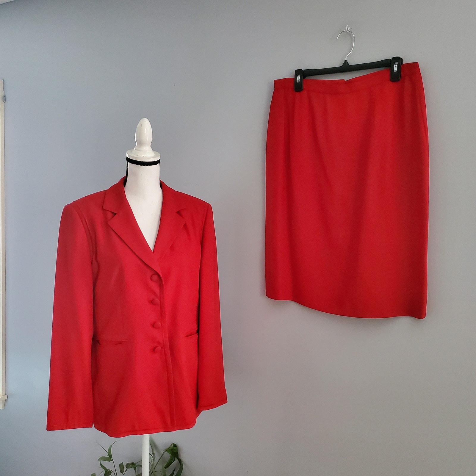 Emily Vintage Red Straight Pencil Skirt Career Suit 14