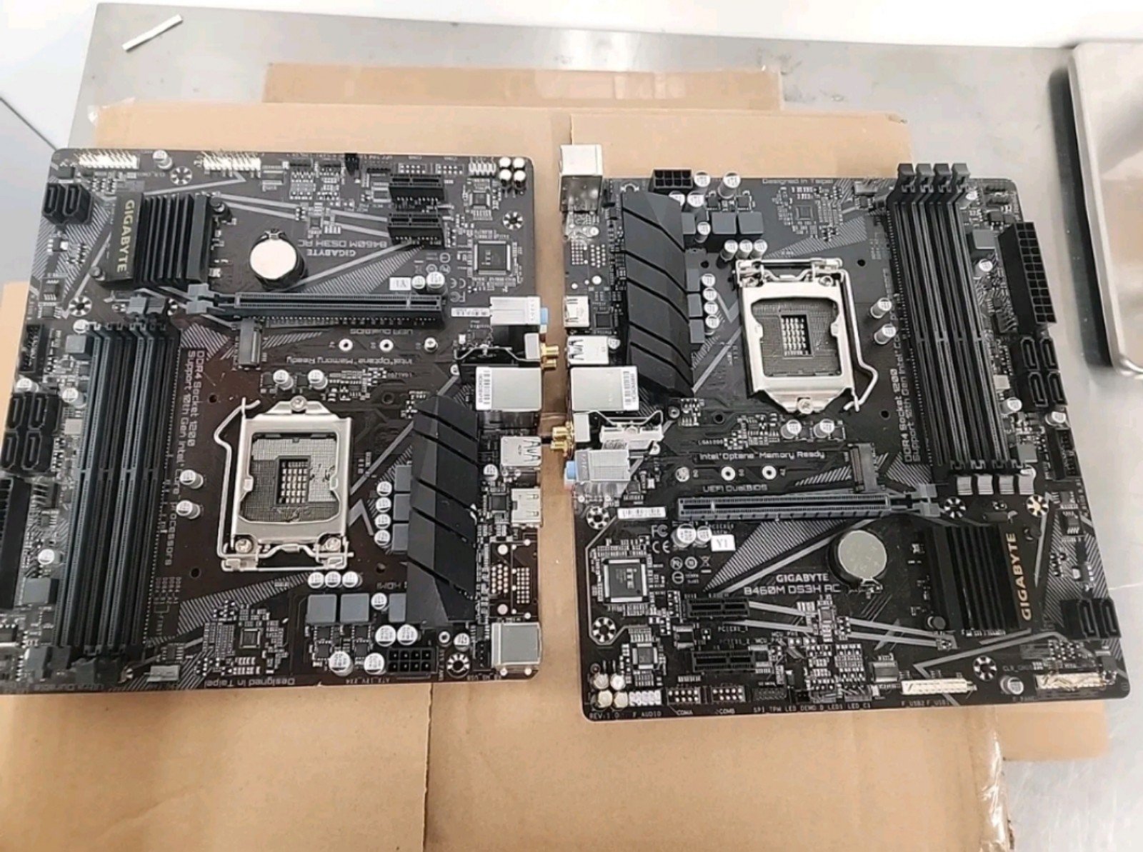 GIGABYTE Intel B460M DS3H AC V2 Motherboard - CPU socket pins are damged.