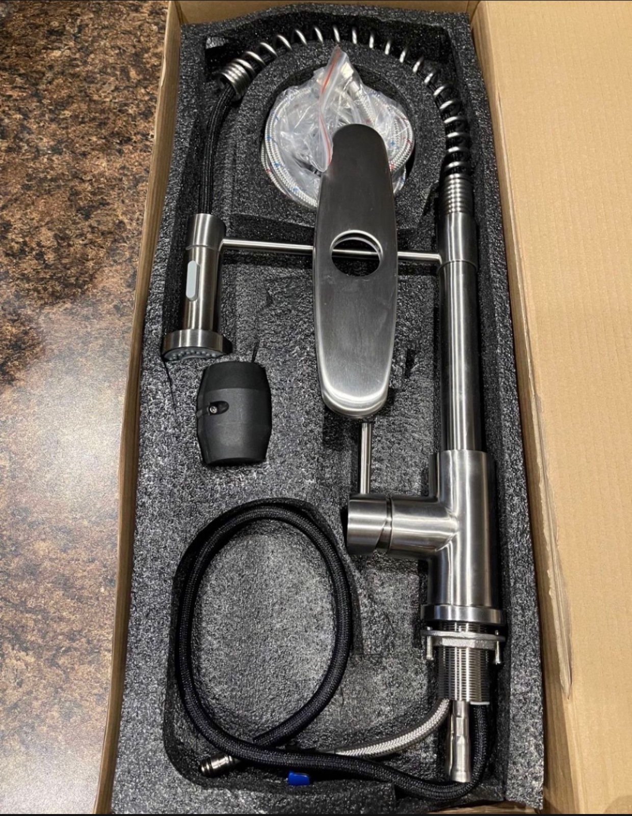 2 kitchen faucets new