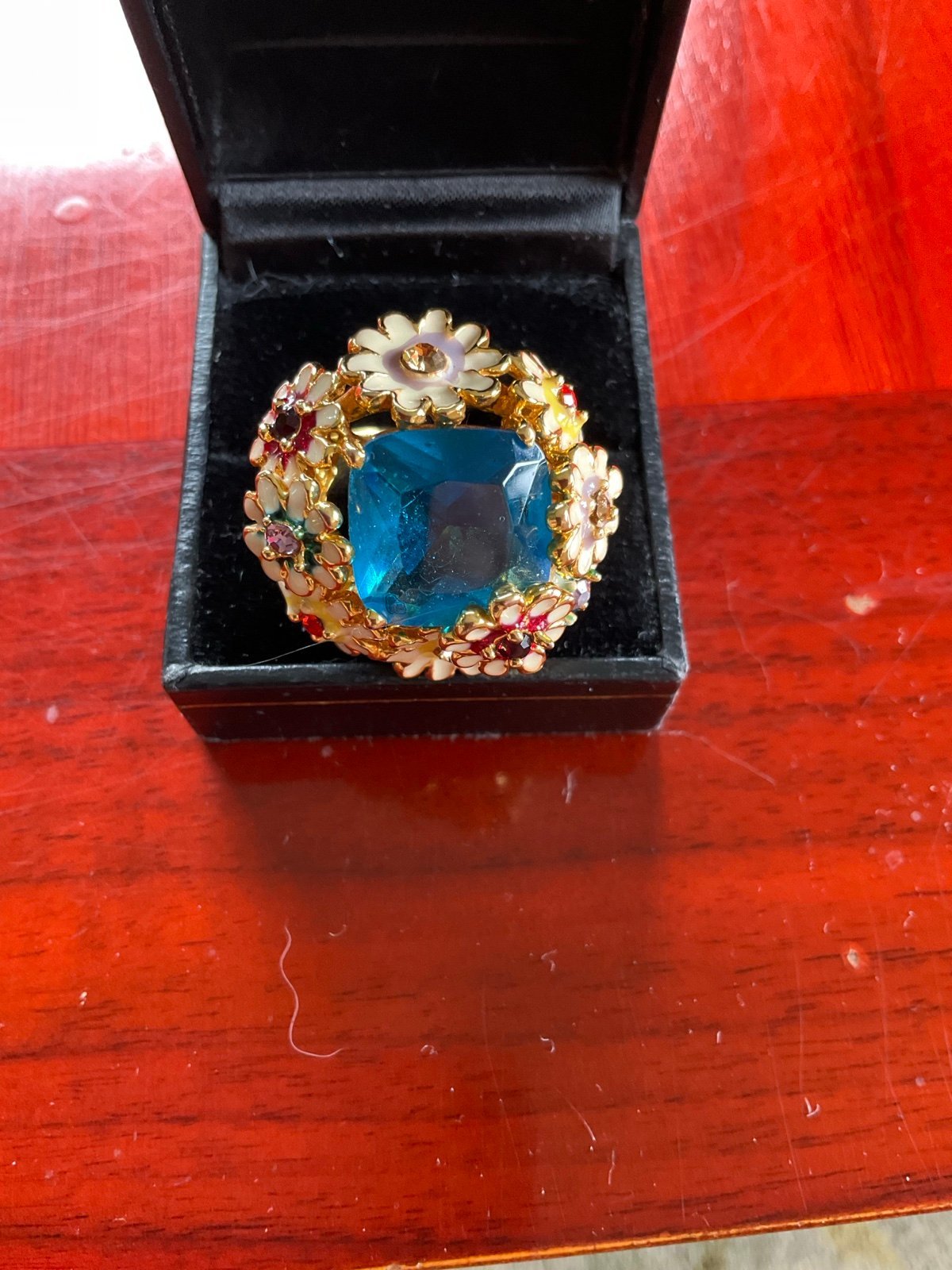 Joan Rivers Vintage Ring with a Giant Blue Topaz and White Flowers Size 8 1/4