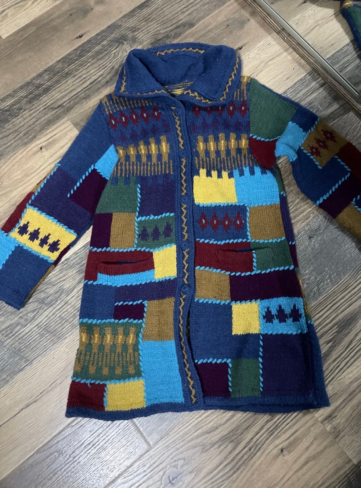 Everything Must Go Sale - Sweater - End-of-Year Extravaganza:£142