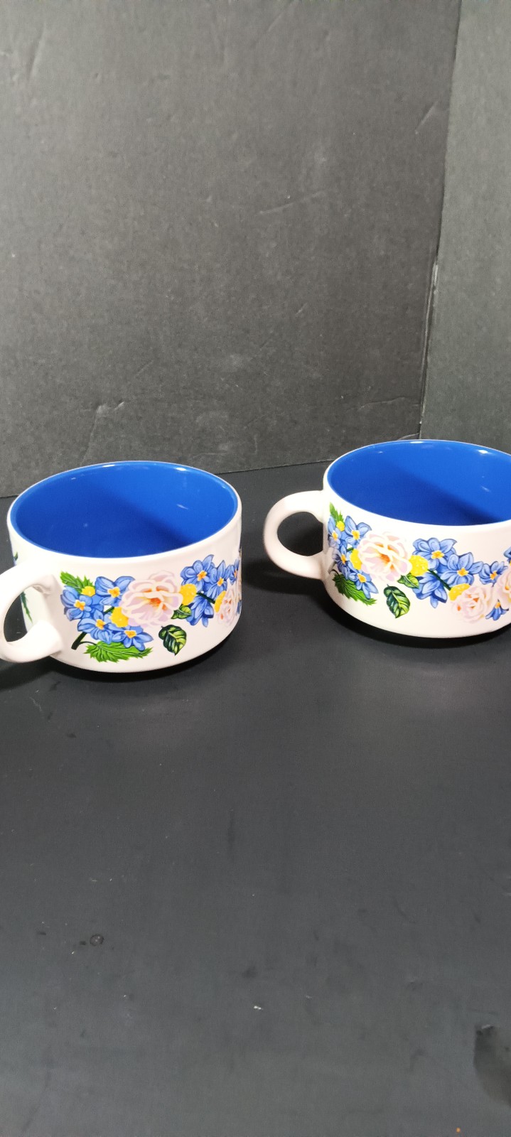 2 Potpourri press soup mugs Provence