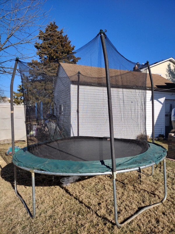 Trampolín en muy buen estado