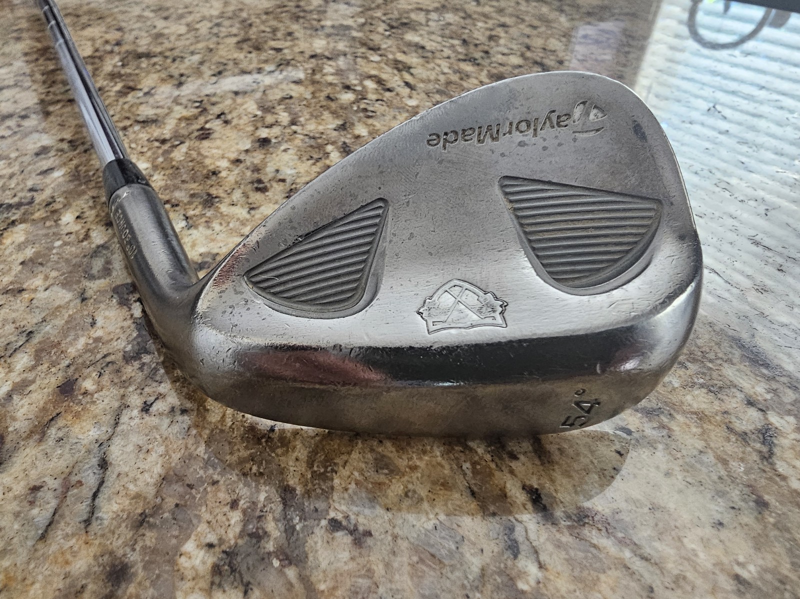 RH TaylorMade RAC TP 54/10 Sand Wedge S200 Dynamic Gold Stiff Flex Steel Shaft