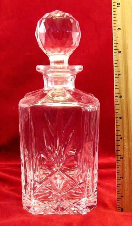 VTG Cut Crystal Square Decanter Diamond Cut with Stopper 9.75