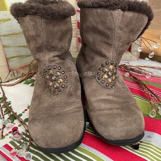 Taos Ankle Boots | Mercari