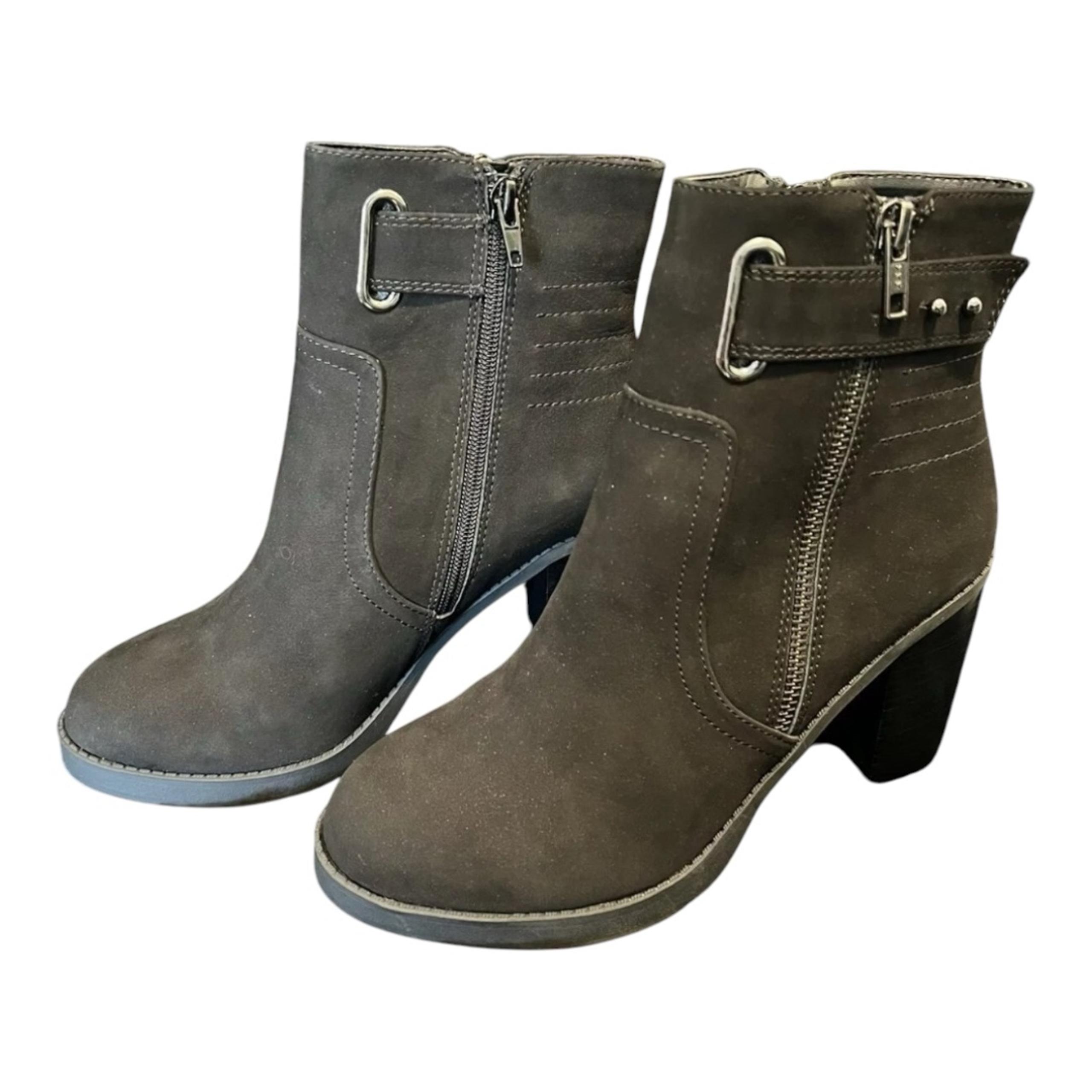 Sole Society Jessy Black Leather High Heel Zipper Chunky Ankle Boot Size 8 NWOB