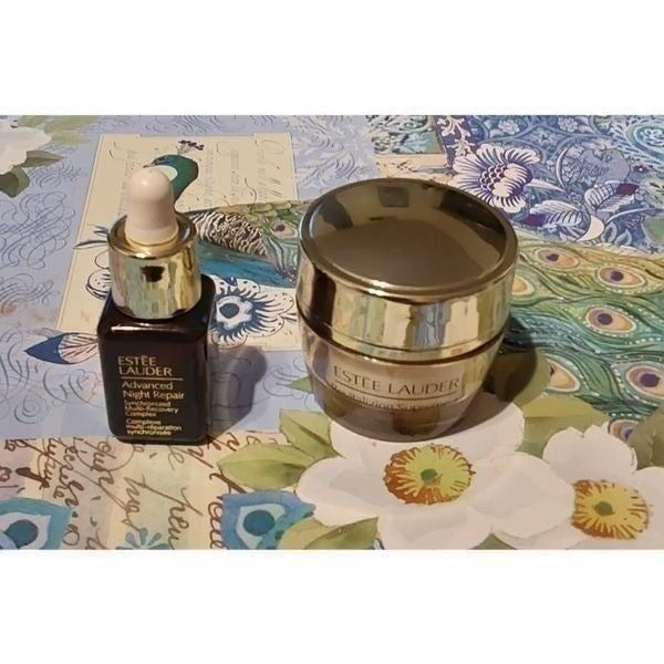 New Estee Lauder Revitalizing Supreme + Creme & Advanced Night Repair Duo