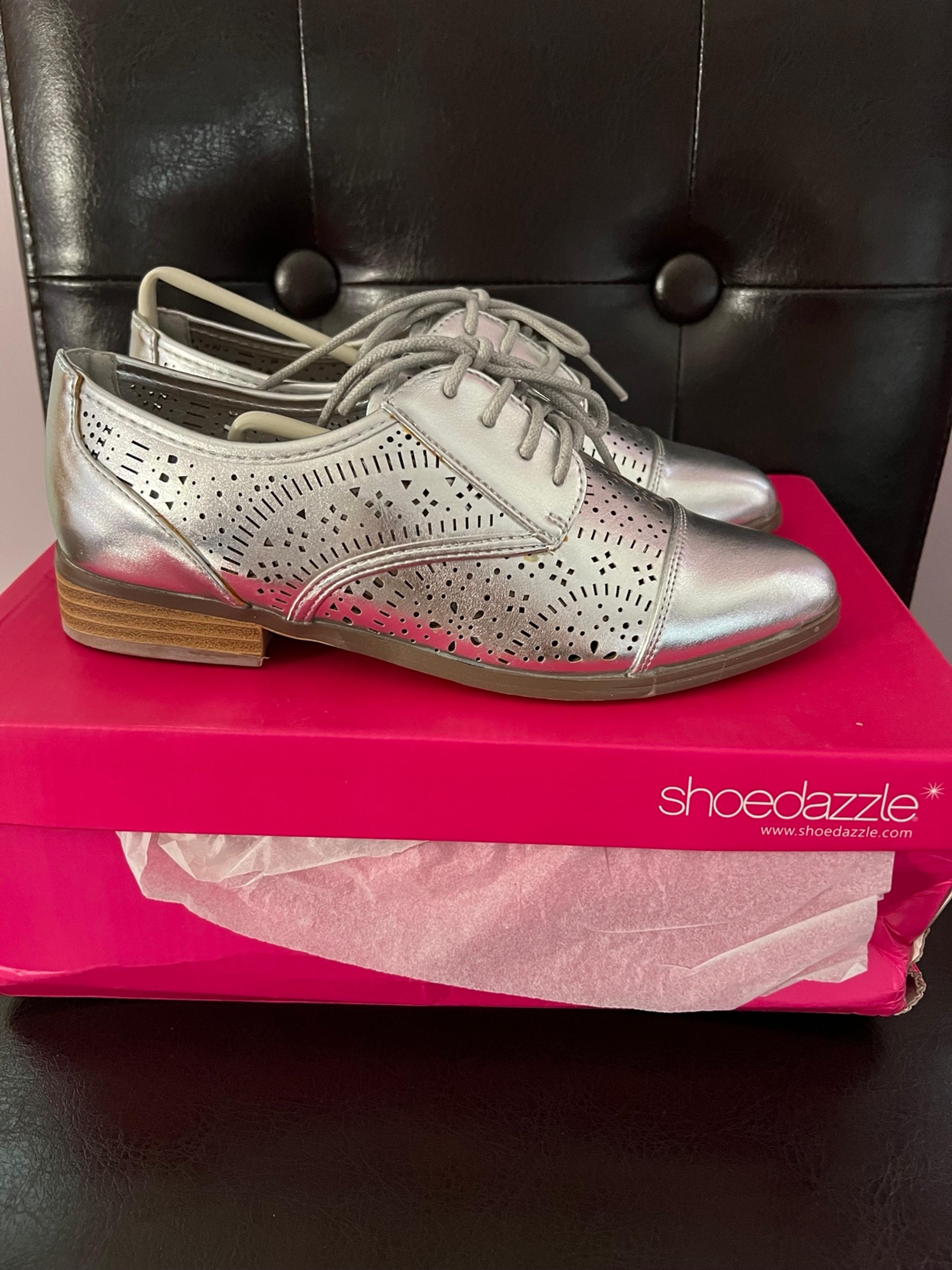 Shoedazzle Khylee Flats